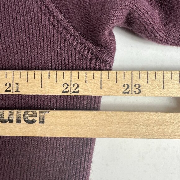 Y2K Champion Reverse Weave Sweatshirt Adult Medium Purple Small Logo Crewneck - Picture 13 of 14